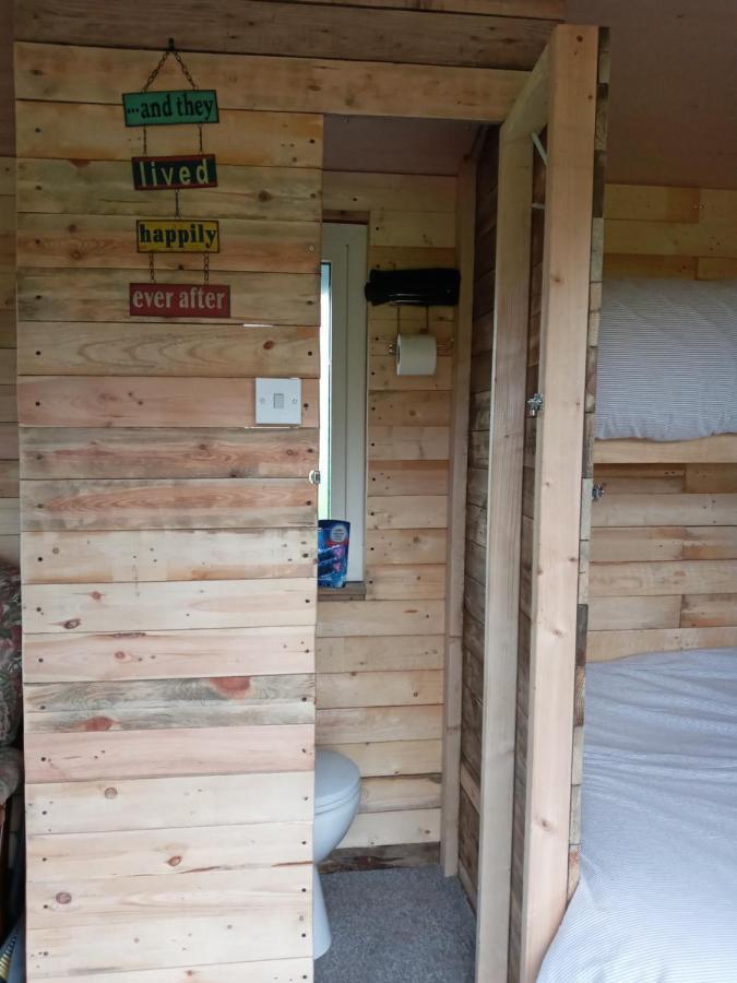 Orchard Meadow Shepherd Huts Leek-Buxton-Ashbourne Upper Elkstone 외부 사진