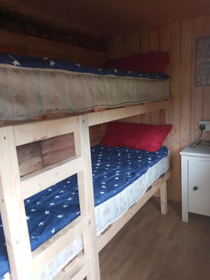 Orchard Meadow Shepherd Huts Leek-Buxton-Ashbourne Upper Elkstone 외부 사진